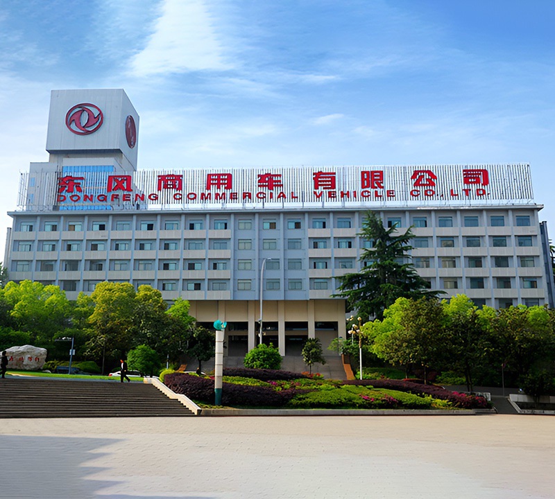 黑科技突破質(zhì)量瓶頸！澤亨x東風(fēng)，打造車廂10面一體噴涂線#專用車
